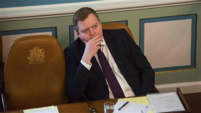 iceland pm threatens new election if not backed by coalition partners iceland pm threatens new election if not backed by coalition partners