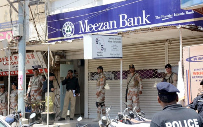 korangi bank robbers take away rs8m korangi bank robbers take away rs8m