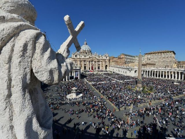 a view of st peter 039 s square in the vatican on march 29 2015 photo afp