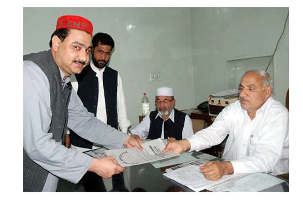 candidates submitting their nomination papers for khyber assembly seat pk 8 peshawar vii at the provincial chapter of the election commission of pakistan photo express