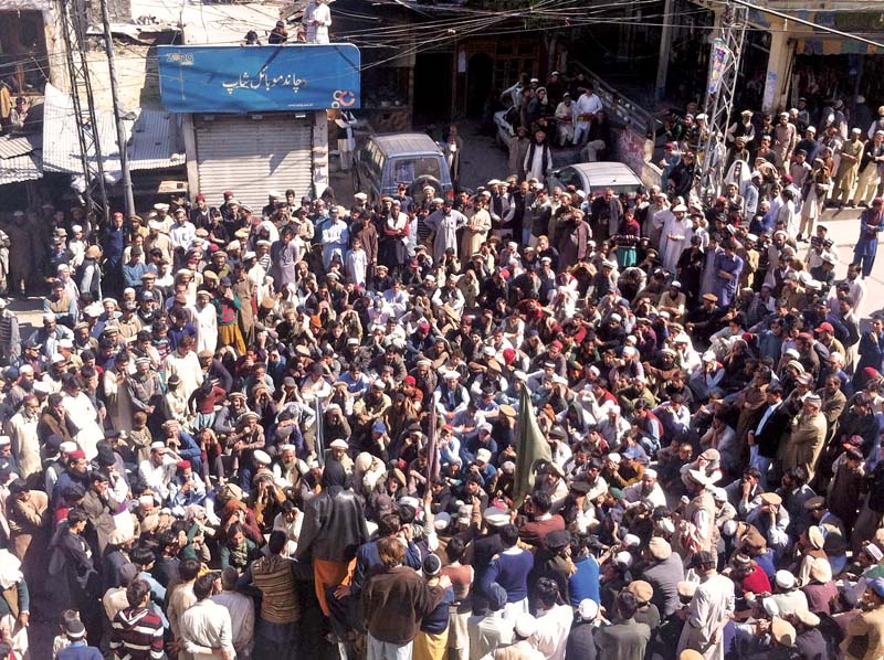 people protesting against the government in kohistan photo shamsur rahman