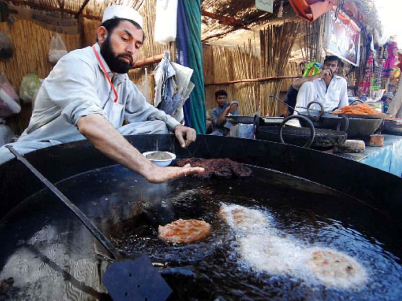 lok mela 2016 khyber pakhtunkhwa s culture traditions add life to festival