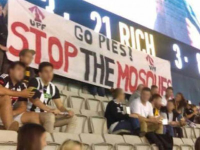 fans ejected after another anti mosque banner in australia fans ejected after another anti mosque banner in australia