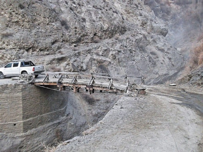 sans support 28 displaced families in g b await govt assistance