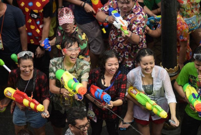 thai festival kicks off despite junta call to water down party