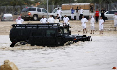 two dead in saudi floods tv