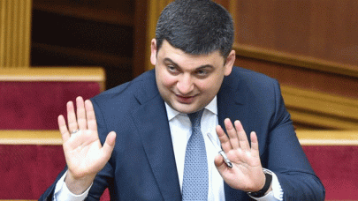 ukraine parliament appoints pro eu groysman as pm