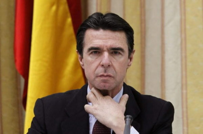 spanish minister resigns after alleged links to offshore deals spanish minister resigns after alleged links to offshore deals