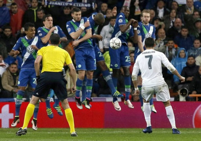 cristiano ronaldo reveals secret behind wolfsburg free kick cristiano ronaldo reveals secret behind wolfsburg free kick