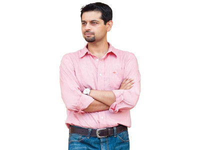 booked umair naeem booked umair naeem