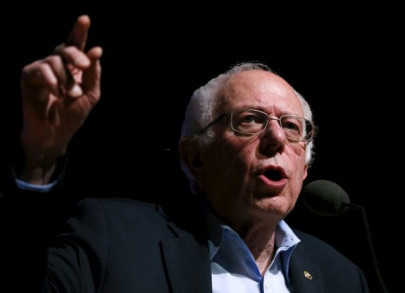 pope met bernie sanders at vatican on saturday before leaving for greece pope met bernie sanders at vatican on saturday before leaving for greece