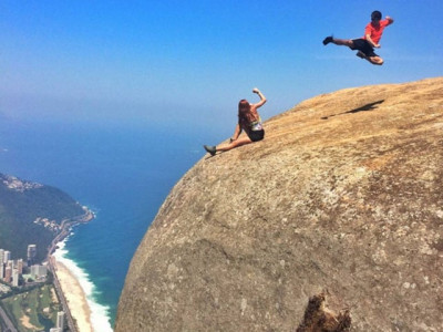this epic selfie spot will terrify you