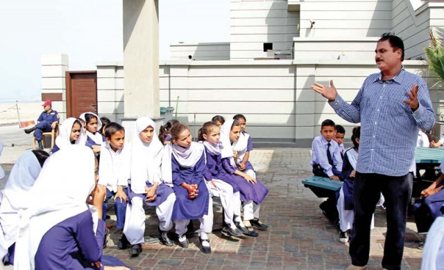 students from an underprivileged school listen to a kgs teacher telling a story at mcdonalds sea view to inculcate reading habits in such students the eternal hope team arranges a storytelling session every saturday between 9am and 10 30am photo aysha saleem express students from an underprivileged school listen to a kgs teacher telling a story at mcdonalds sea view to inculcate reading habits in such students the eternal hope team arranges a storytelling session every saturday between 9am and 10 30am photo aysha saleem express