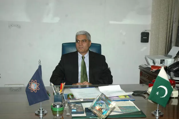 university of engineering and technology uet vice chancellor fazal ahmed khalid photo uet edu pk university of engineering and technology uet vice chancellor fazal ahmed khalid photo uet edu pk