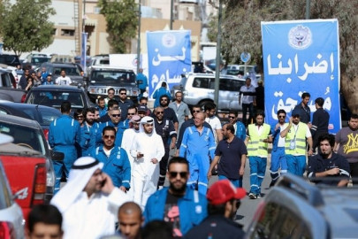 kuwait lowers crude refining output as workers strike kuwait lowers crude refining output as workers strike