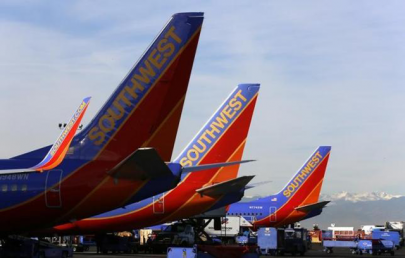 muslim student taken off us flight for speaking arabic muslim student taken off us flight for speaking arabic