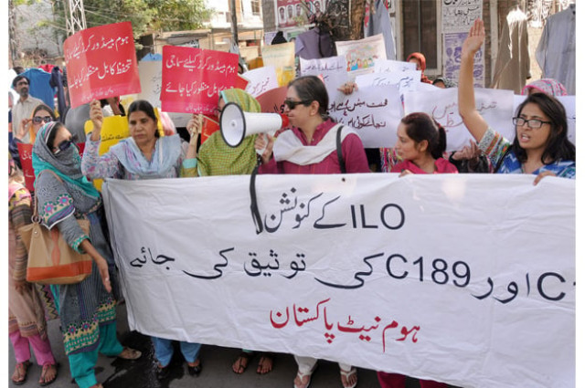 the protestors chanting slogans in favour of their demands photo express the protestors chanting slogans in favour of their demands photo express