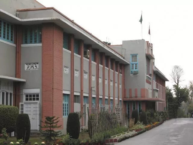 uet peshawar photo file