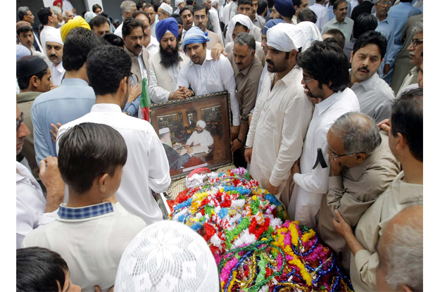 the last rites of sardar soran singh held in buner photo ppi