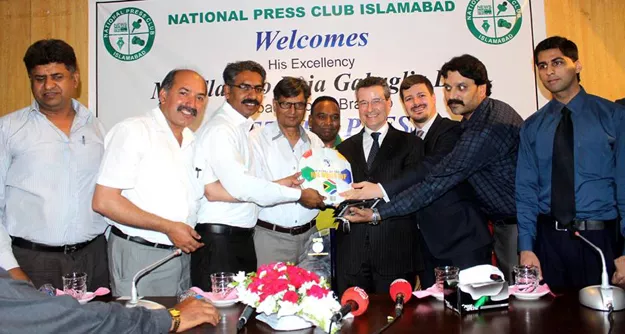 says pakistan s reconciliatory role in afghanistan invaluable photo online says pakistan s reconciliatory role in afghanistan invaluable photo online