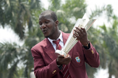 darren sammy to get honorary pakistani citizenship