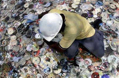 us removes pakistan from priority watch list says report