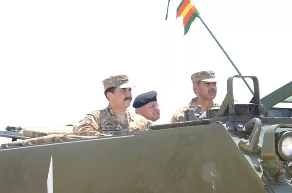 coas general raheel sharif witnesses corps drills near jhelum on thursday photo ispr coas general raheel sharif witnesses corps drills near jhelum on thursday photo ispr