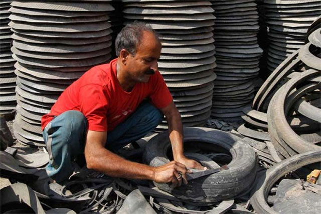 pakistan s industry can hardly meet 15 demand says pcjcci chief photo reuters