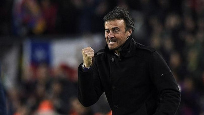 barca edging towards title says luis enrique