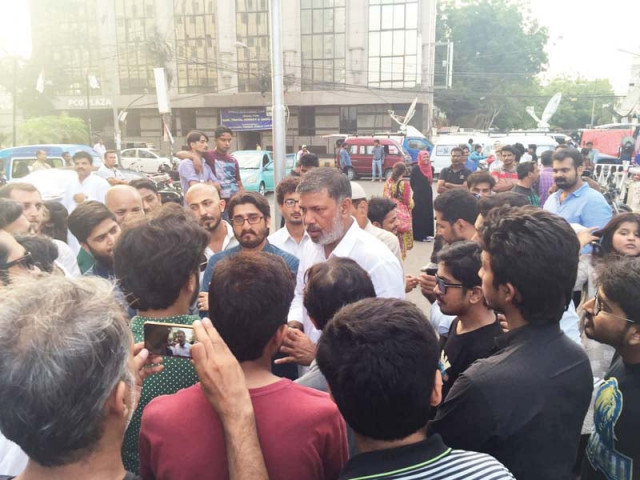 azeem says that people have even offered to screen maalik on streets in case the ban is withheld photo file azeem says that people have even offered to screen maalik on streets in case the ban is withheld photo file