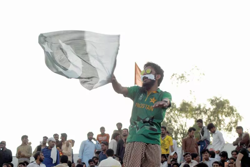 despite braving the heat and being manhandled by police officers the fans were extremely appreciative of the pcb s initiative to conduct more domestic events in the country photo inp despite braving the heat and being manhandled by police officers the fans were extremely appreciative of the pcb s initiative to conduct more domestic events in the country photo inp