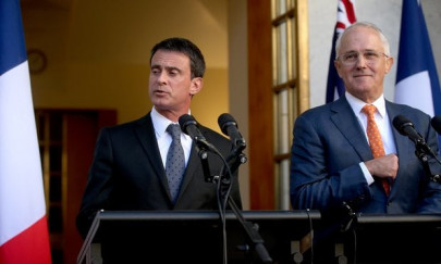 french pm vows to supervise australian sub deal himself french pm vows to supervise australian sub deal himself