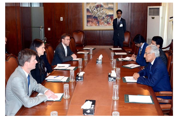 professional staff delegation of the house foreign affairs committee hfac called on tariq fatemi special assistant to prime minister on foreign affairs photo inp