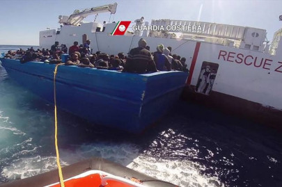 more than 100 migrants die in libya to italy weekend shipwrecks