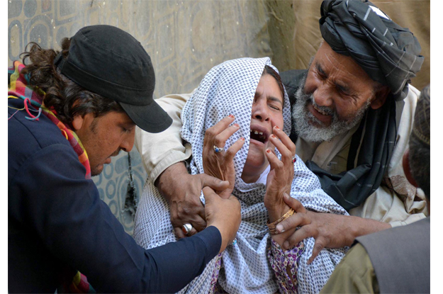 relatives of the girls drowned into water tank at kharotabad area mourns at civil hospital photo inp