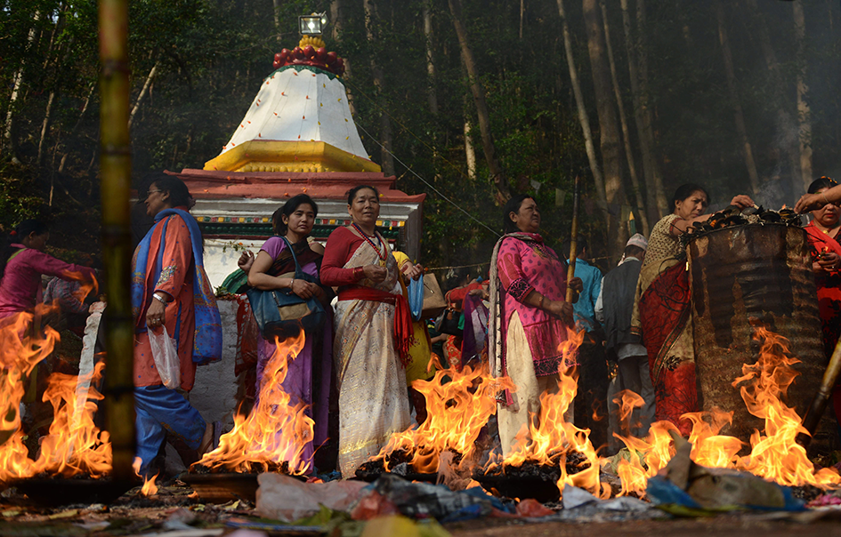 nepalese hindu devotees take part in rituals to mark the mother 039 s day festival at matathirtha on the outskirts of kathmandu on may 6 2016 photo afp