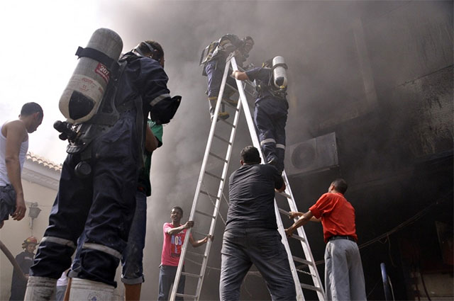 the fire erupted overnight in a small hotel in the al mosky neighbourhood not far from the al azhar mosque photo reuters