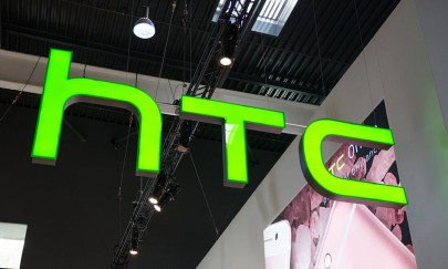 taiwan s htc banks on new phone virtual reality as sales plunge