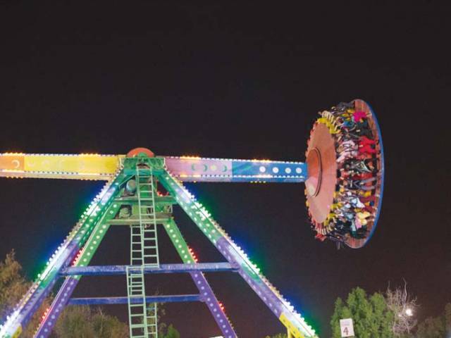 malaysian group keen to build state of the art amusement park in lahore