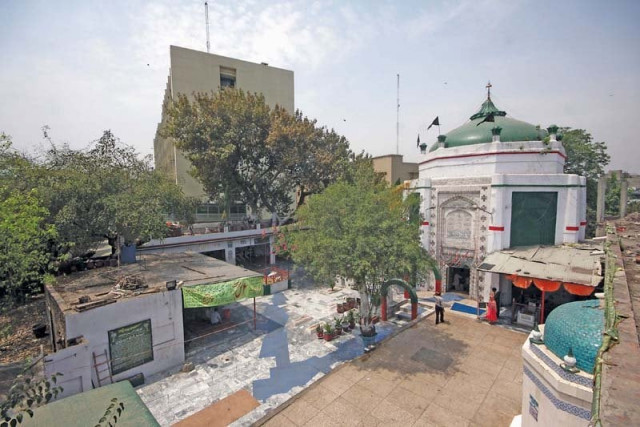 the underground track of the train will touch the eastern walls of the shrines photo abid nawaz express the underground track of the train will touch the eastern walls of the shrines photo abid nawaz express