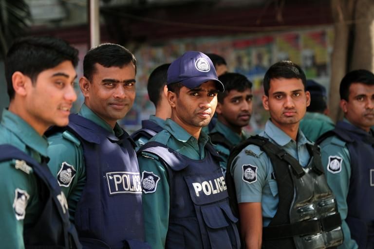 bangladesh hikes security after top islamist hanged for war crimes