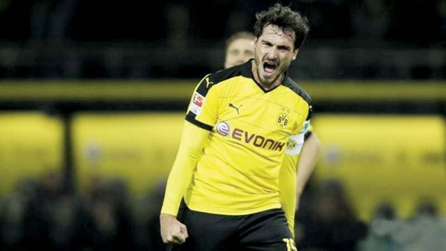 the 27 year old is the third big name bayern have lured from dortmund in the last three years after gotze and lewandowski photo reuters the 27 year old is the third big name bayern have lured from dortmund in the last three years after gotze and lewandowski photo reuters