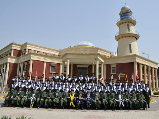 chief of naval staff addresses convocation photo online chief of naval staff addresses convocation photo online