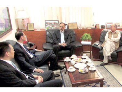 cpec framework govt to complete projects on time