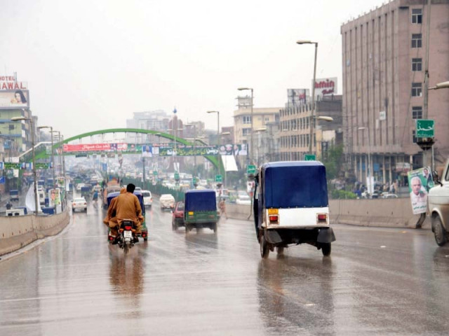 traffic remains thin on gt road as heavy rain lashes the city photo muhammad iqbal traffic remains thin on gt road as heavy rain lashes the city photo muhammad iqbal