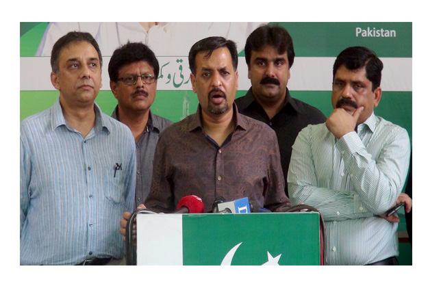 pak sarzameen party leader mustafa kamal addressing a press conference at kamal house photo inp