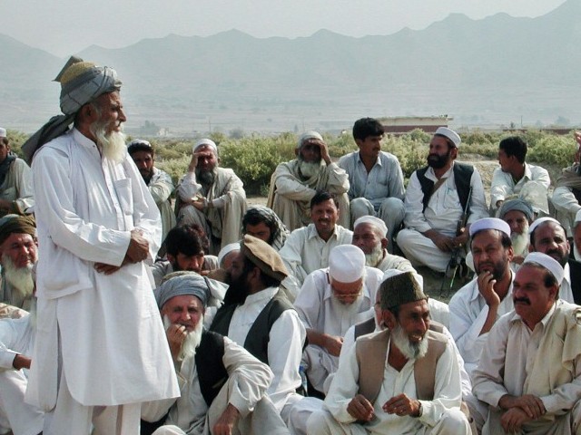 cleric brokers truce between kohistan chilas tribes