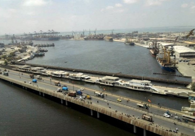 native jetty bridge karachi photo express native jetty bridge karachi photo express