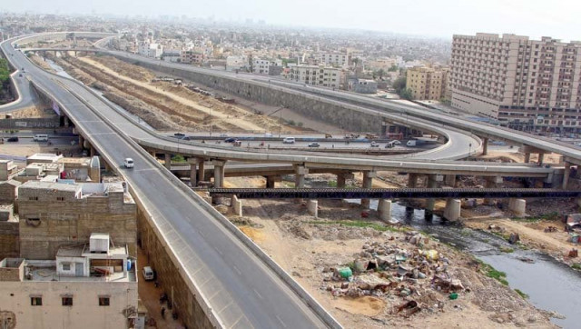 a section of the lyari expressway near civic centre and essa nagri photo aysha saleem express a section of the lyari expressway near civic centre and essa nagri photo aysha saleem express