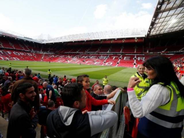 general view as sections of stadium are evacuated before the match photo reuters